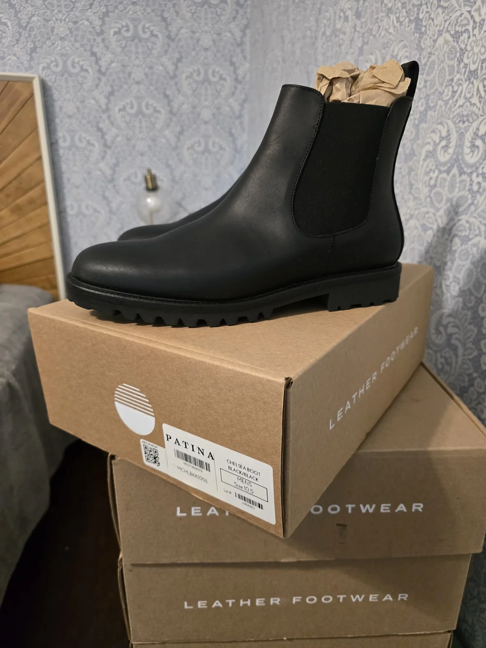 Patina Men's Black Leather Chelsea Boots